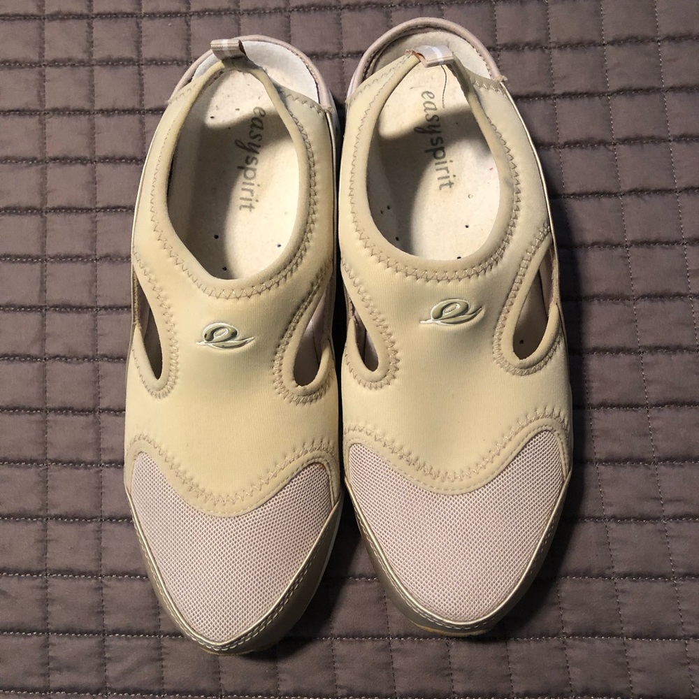 Easyspirit Slipon’s